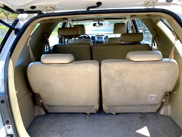 Toyota Hilux SW4 2013 diesel 7 lugares Pneus novos Pirelli!!! - Foto 9