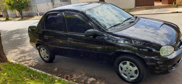 Corsa sedan 2006 - Foto 3