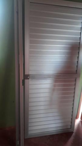 $ 90,00 Porta de alumínio para Banheiro