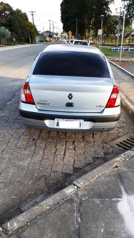 Clio - Foto 7