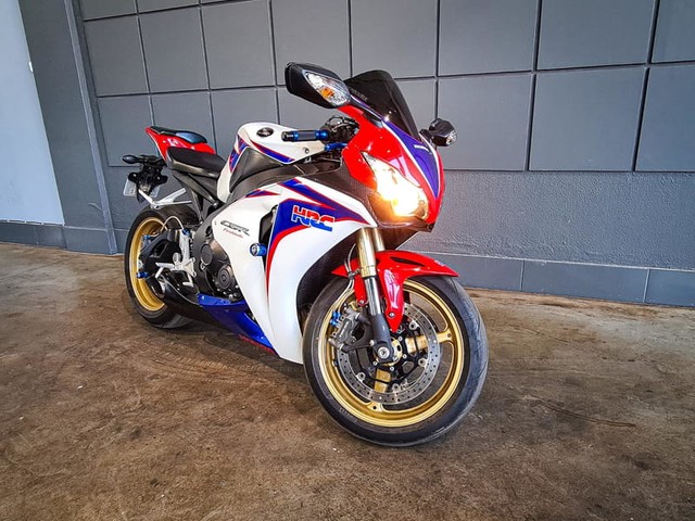 HONDA CBR 1000 RR