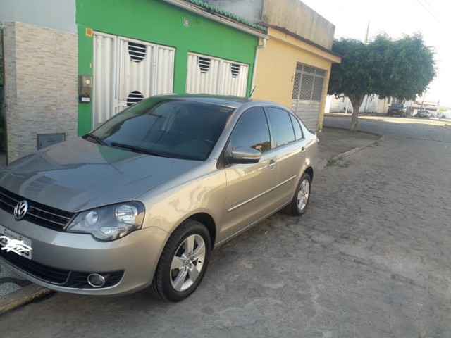 POLO SEDAM IMOTIOM COMFORTILINE 2012, TEL OU ZAP * ELANIO