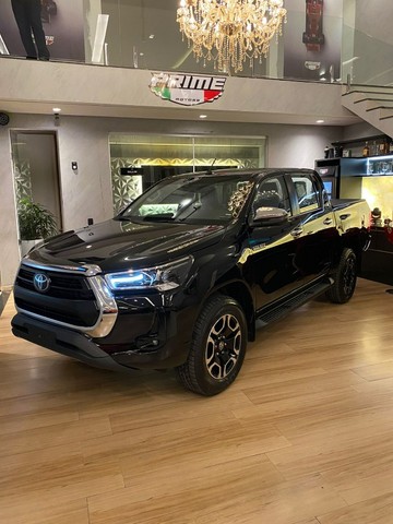 TOYOTA HILLUX SRX 2021 ZERO!