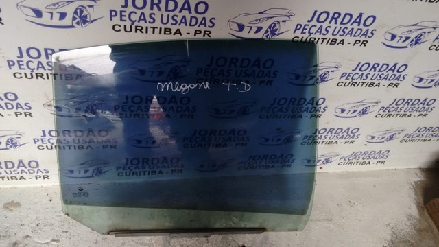 Vidro traseiro direito, Renault Megane, até 2005. 