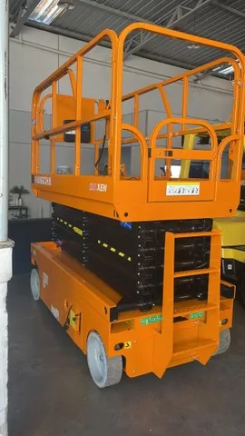 Locação de plataforma tesoura Hangcha 12 m