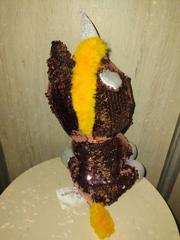 bicho de pelúcia zoiudinho unicórnio com paetê muda de cor 30cm. - Foto 2