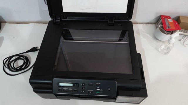 Impressora multifuncional Brother DCP-T300 tanque de tinta  - Foto 2