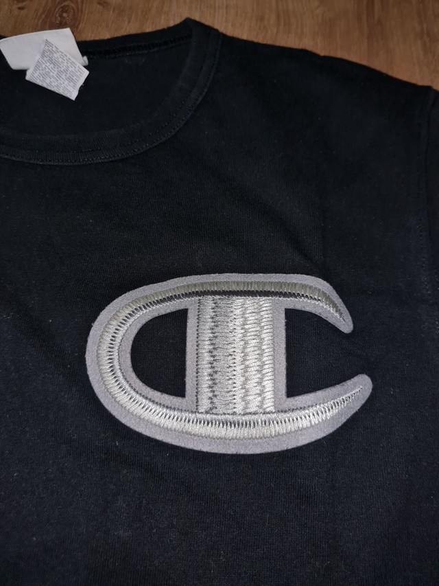 Camiseta Champion Patch C tamanho M - Foto 2