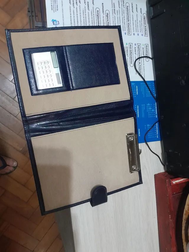Porta agenda com calculadora e prendedor  - Foto 2