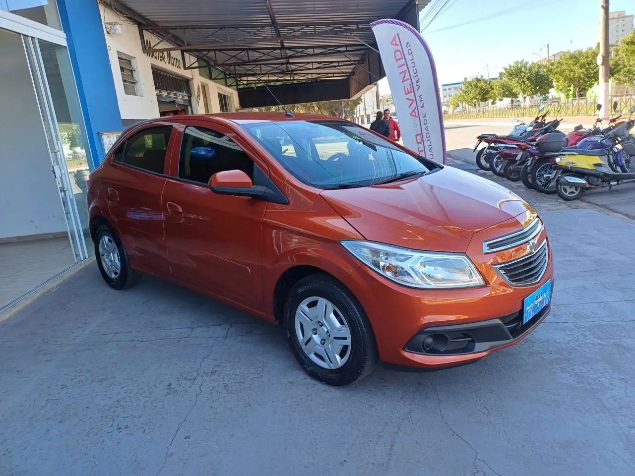 CHEVROLET ONIX 2013 Usados e Novos
