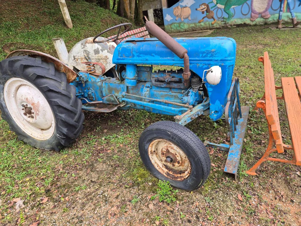 Trator Ford 51 - Foto 2