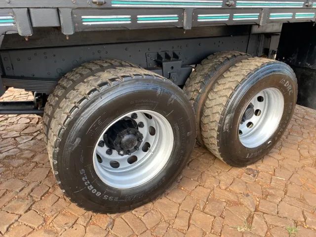 VW 35.300 6x2 - Foto 11