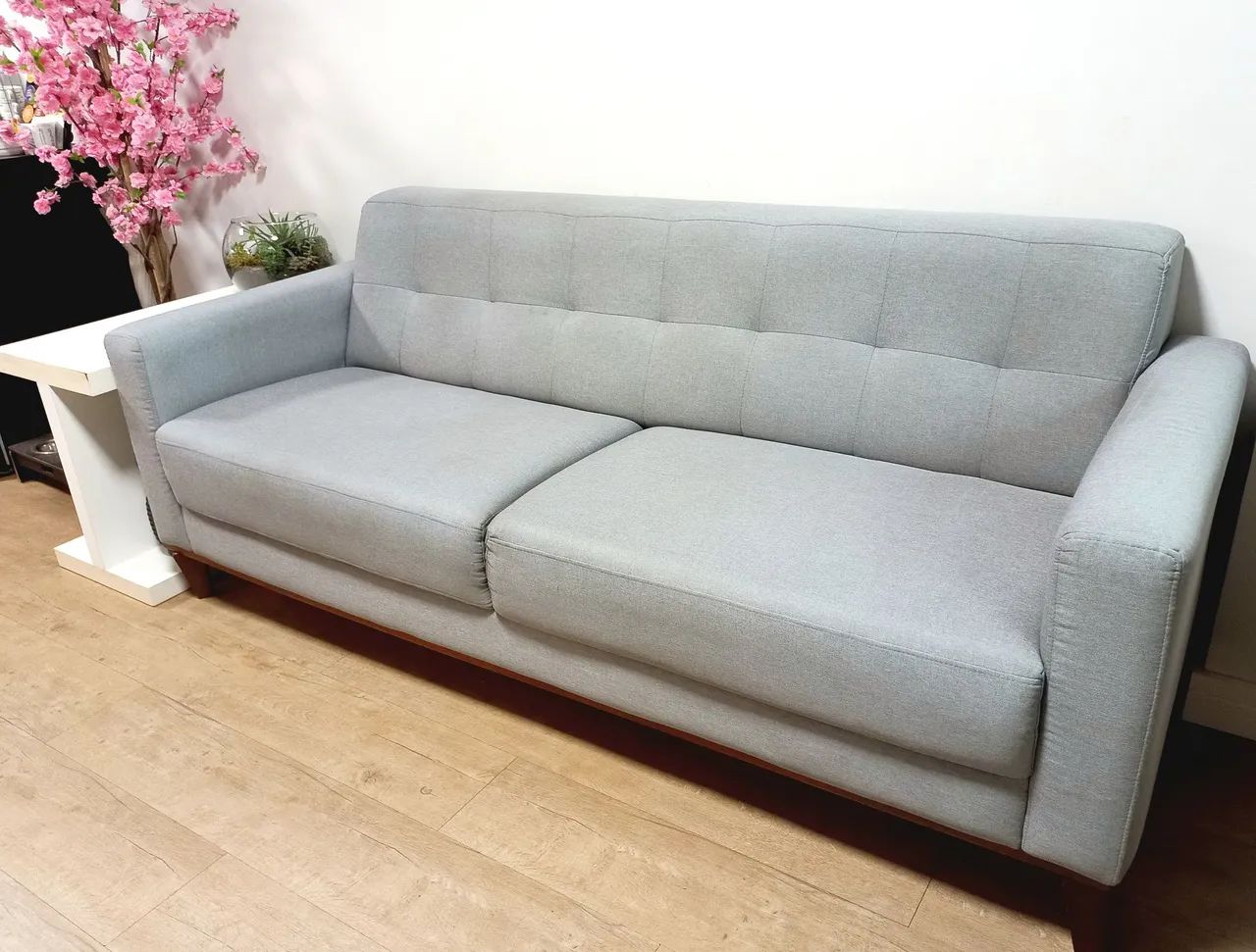 Sofá 3 Lugares64728843163522121