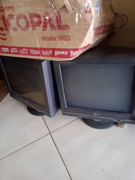 5 monitores LG 17 polegadas tubo em perfeito estado - Foto 3