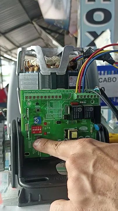 Motores para portão, placas, manutenção e vendas 