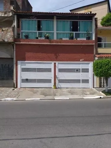 CASA ASSOBRADADA A VENDA CITY BUSSOCABA