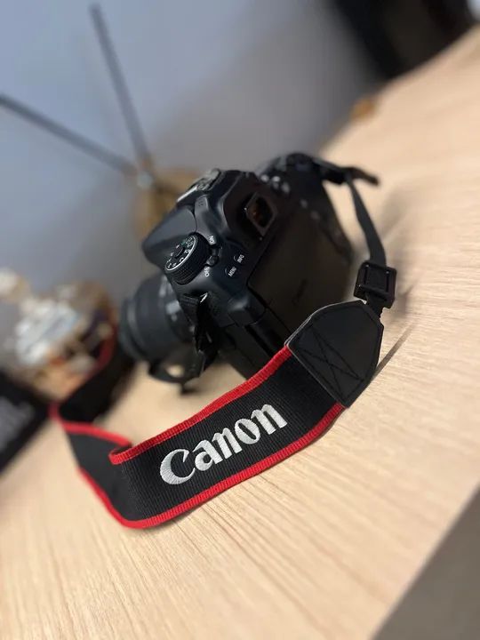 Câmera Canon EOS 70D DSLR com Lente 18-55mm - Foto 2