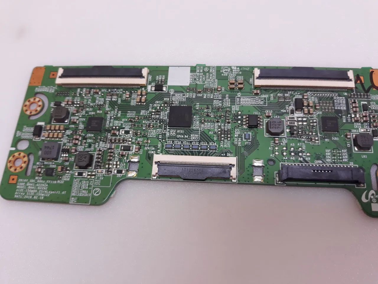 Placa tcom TV Samsung modelo. Un49j5200ag. Usada porém Boa.  - Foto 4