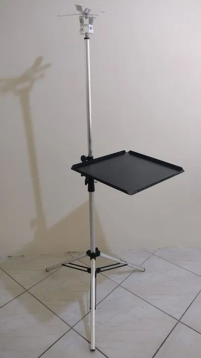 Tripé Notebook+ Projetor Retrátil 2m