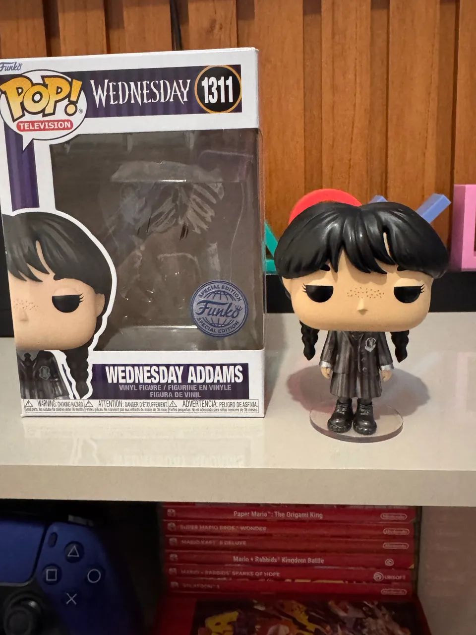 Funko Pop Wandinha  1311 - Foto 4