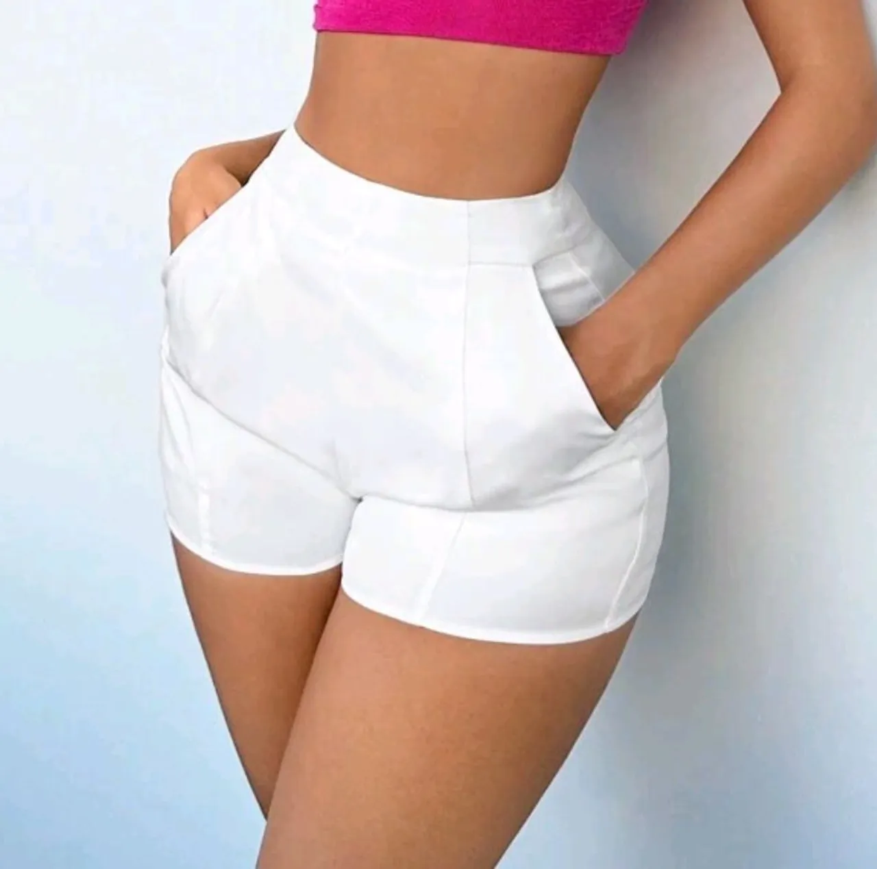 Short branco feminino