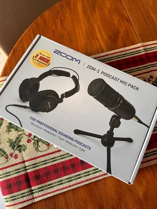 Zoom ZDM-1 Podcast Mic Pack - Novo
