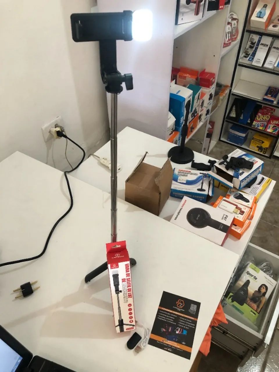 Suporte Tripod de Celular com bluetooth - Foto 5