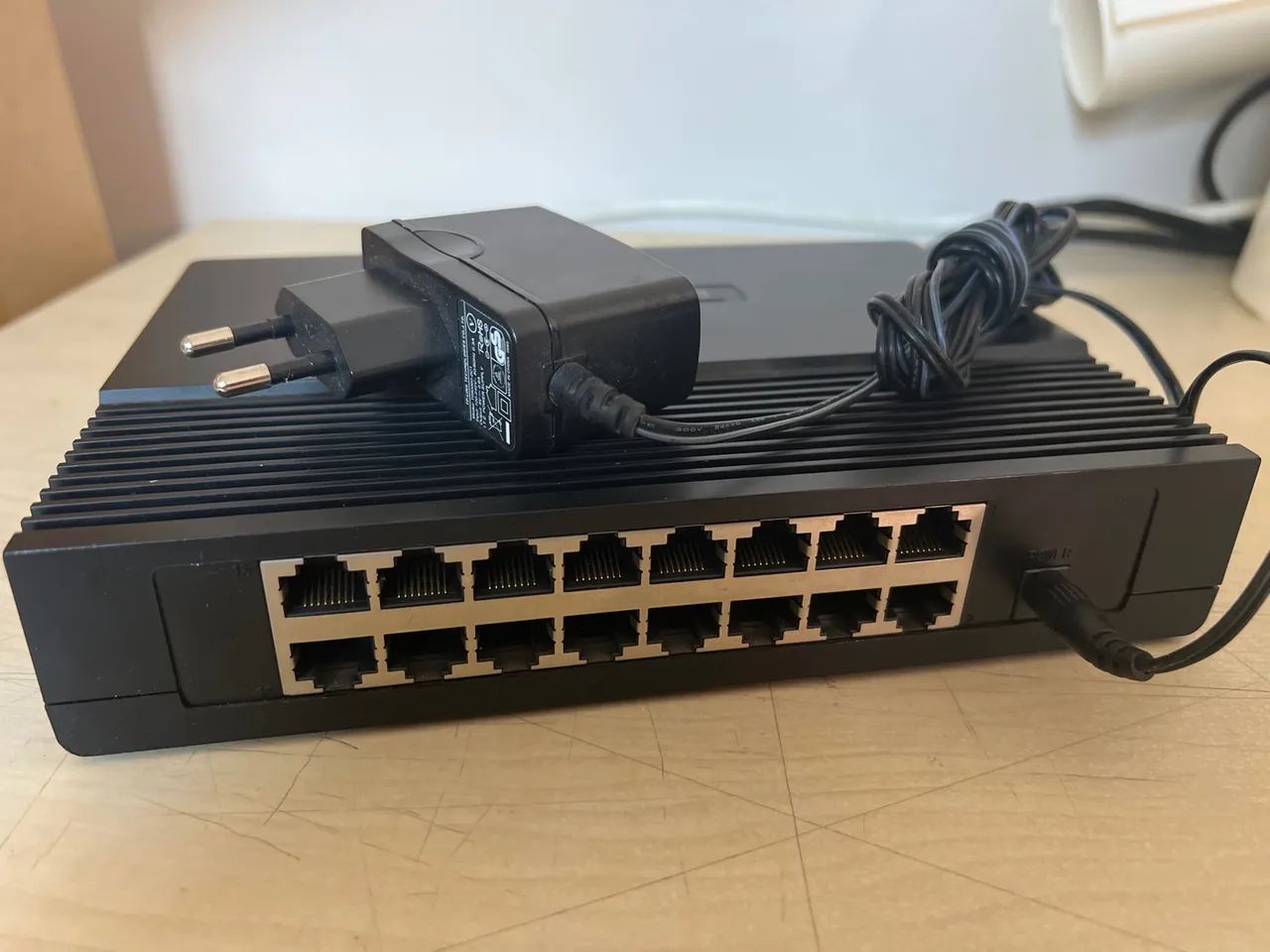 Switch TP-Link TL-SF1016D 16 Portas - Foto 2