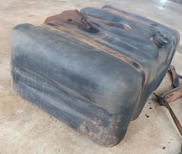Tanque de plástico para combustivel  - Foto 2