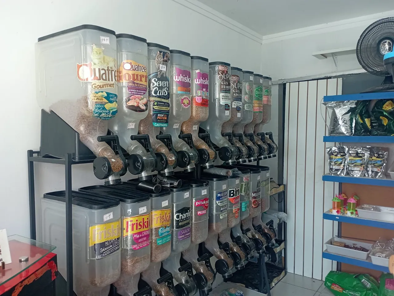 PASSO PONTO DE PET SHOP EM EXCELENTE LOCALIZAÇÃO