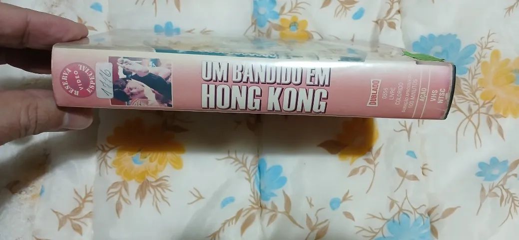 Filme Vhs Jackie Chan Um Bandido Em Hong Kong - Foto 3