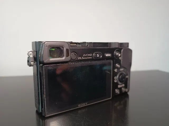 Câmera Sony a6000 - Foto 4