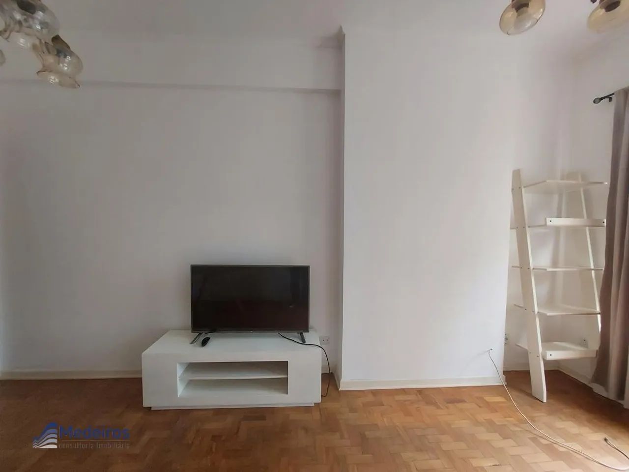 APARTAMENTO 01 DORMITÓRIO COM ARMÁRIOS, SEMI MOBILIADO, LADO METRÔ, RUA MARIA PAULA, 279-  - Foto 3