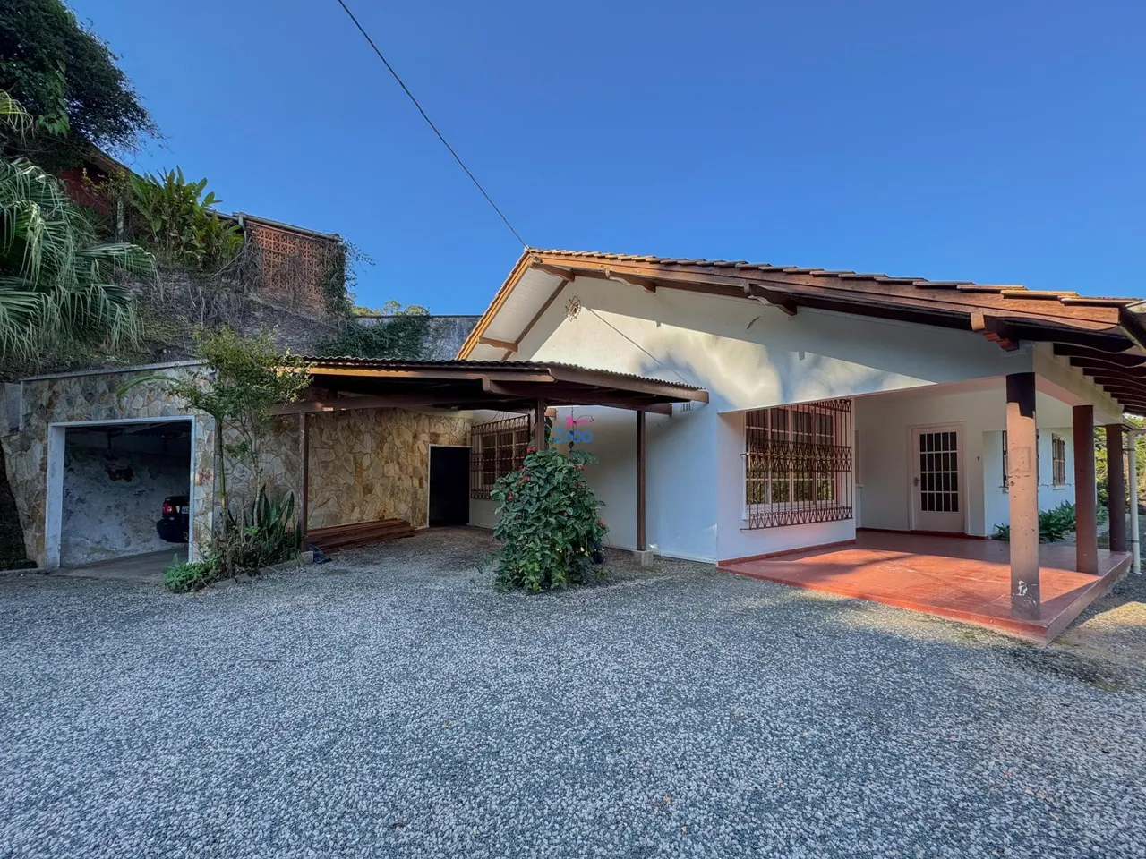 Ampla Casa Comercial no Bairro Bom Retiro - Blumenau