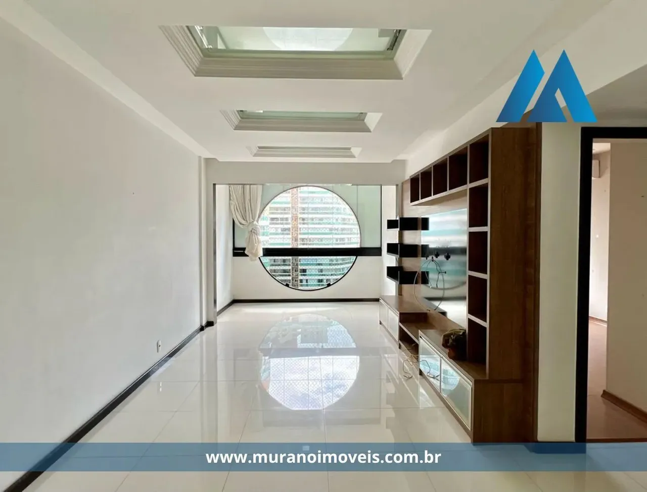 Apartamento de 3 Quartos | Quadra no Mar | Andar Alto | Vista Livre