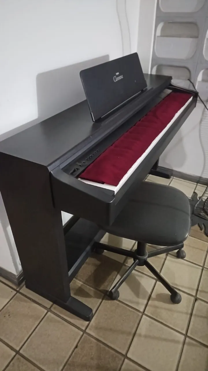 Piano Eletronico Clarinova