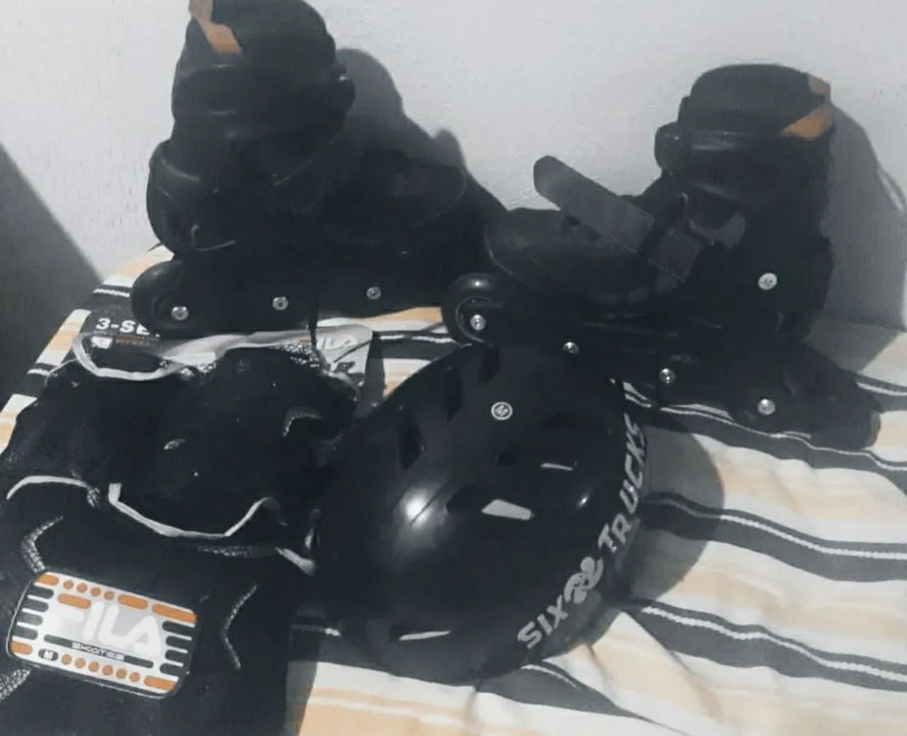 Patins com Equipamentos de Proteção