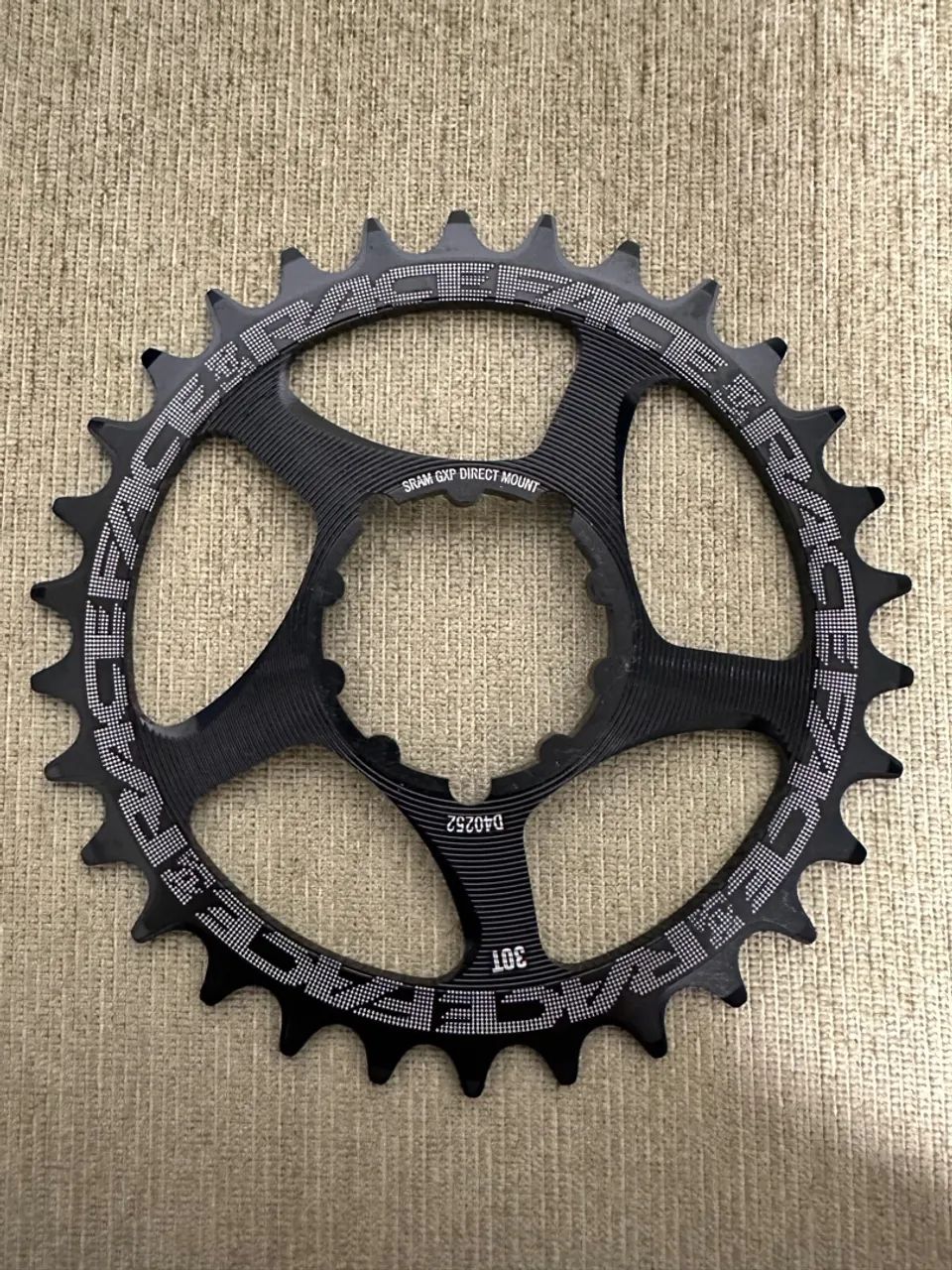Coroa de bicicleta Race Face - 30 dentes - SRAM GXP Direct Mount