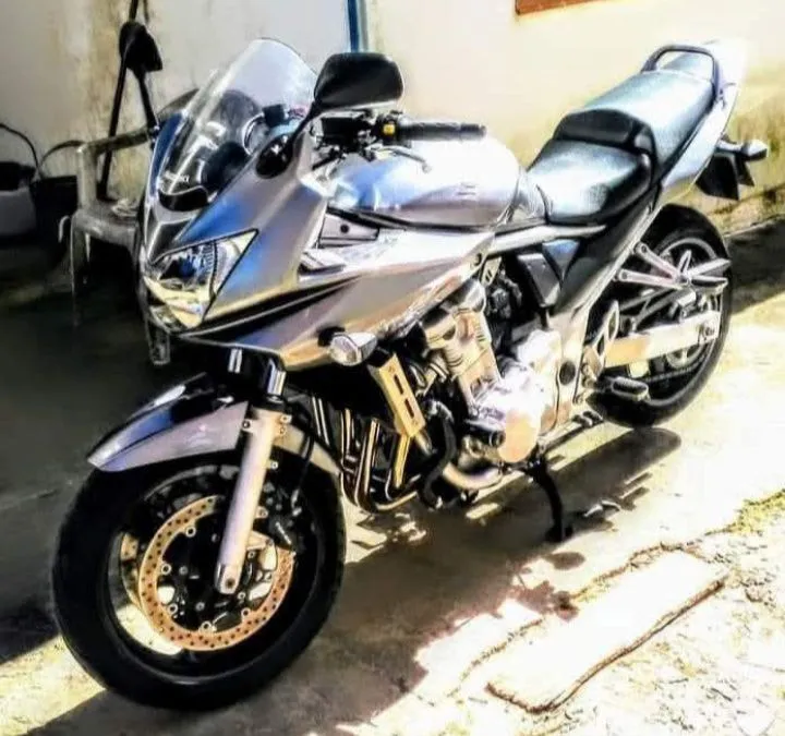 Bandit 650 S Injetada