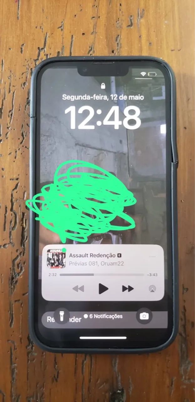 IPhone 14 normal novo apenas algumas marcas  só pega chip virtual 3 mil 