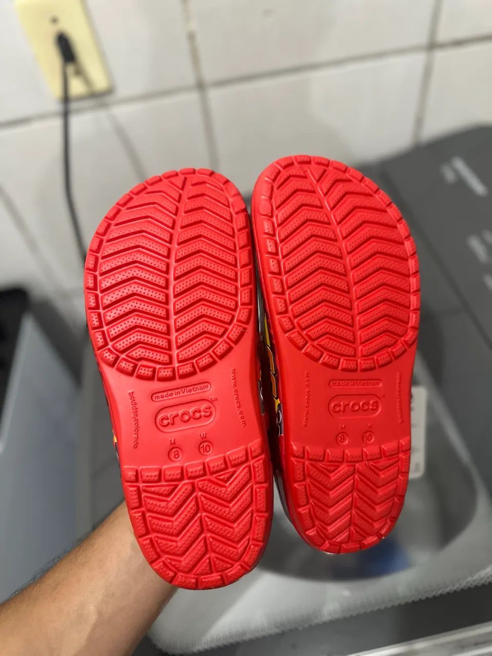Crocs Relâmpago Mcqueen (Tam 39 e 40) - Foto 4