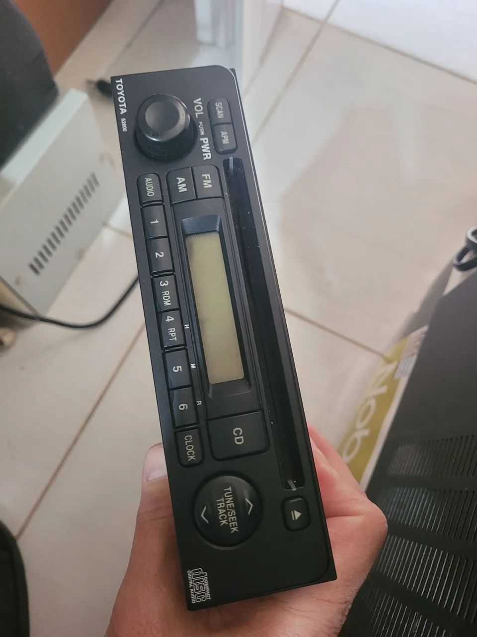 Rádio toca CD corolla original 03 a 08
