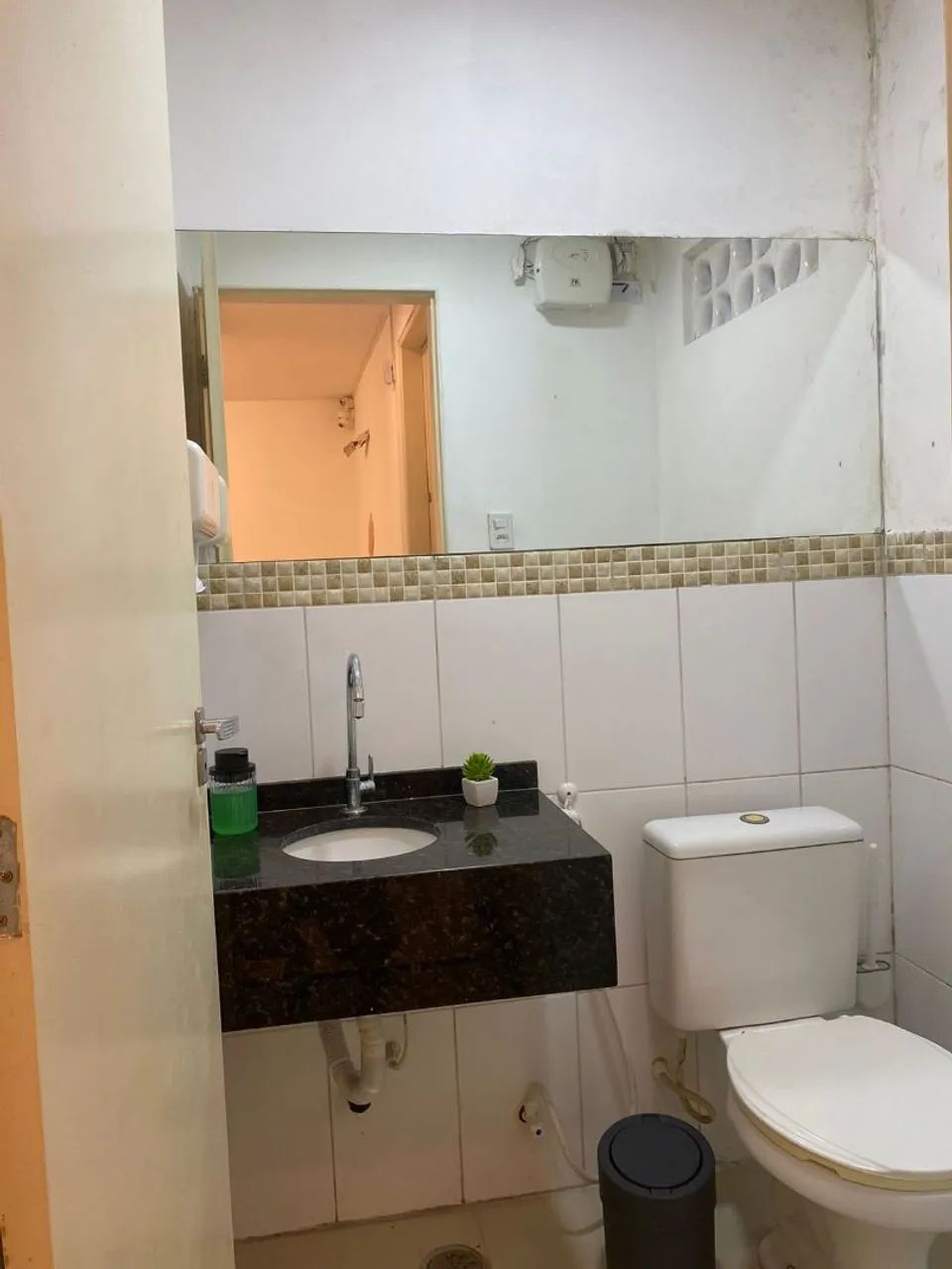 Sala Comercial mobiliada, com dois ambientes, moderno e aconchegante - Foto 5