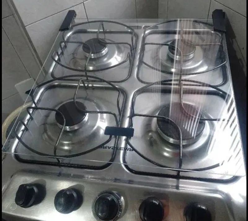 Fogão Brastemp 4 Bocas com Forno - Semi-Novo elétrico  - Foto 2