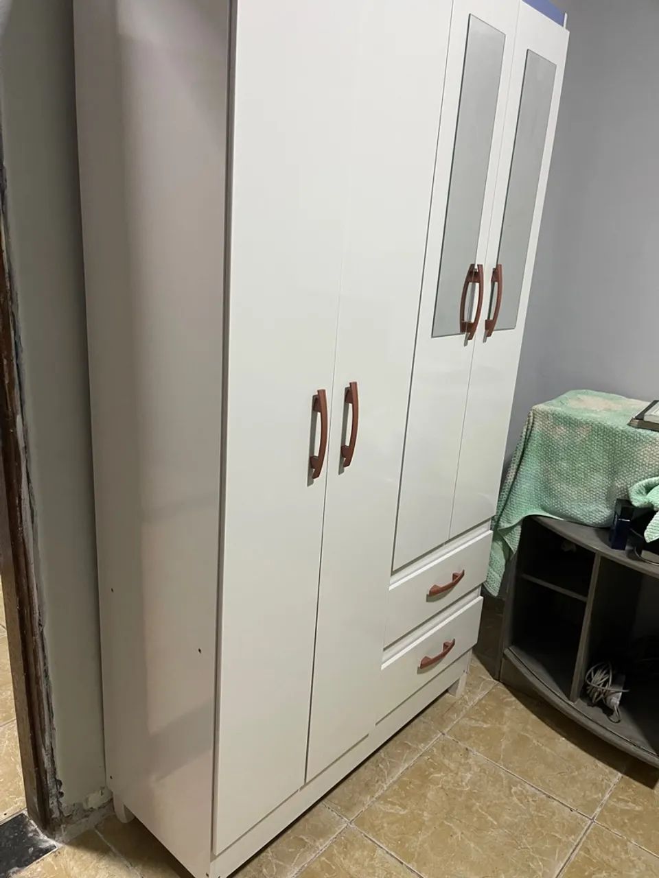 GUARDA ROUPA DALLAS - R$ 670,00 