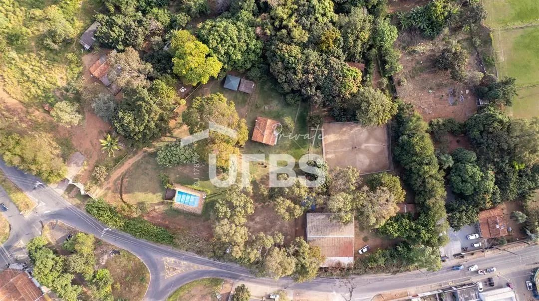 Descubra o auge do luxo e tranquilidade nesta exclusiva Chácara/Haras de 11.000m² em Goiân