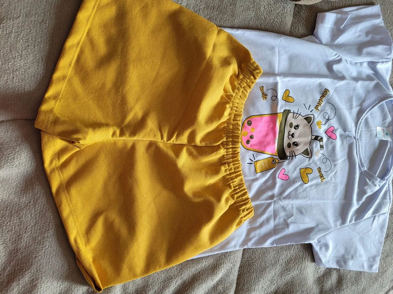 Conjunto Infantil Estampado Milkshake e Shorts - Foto 3