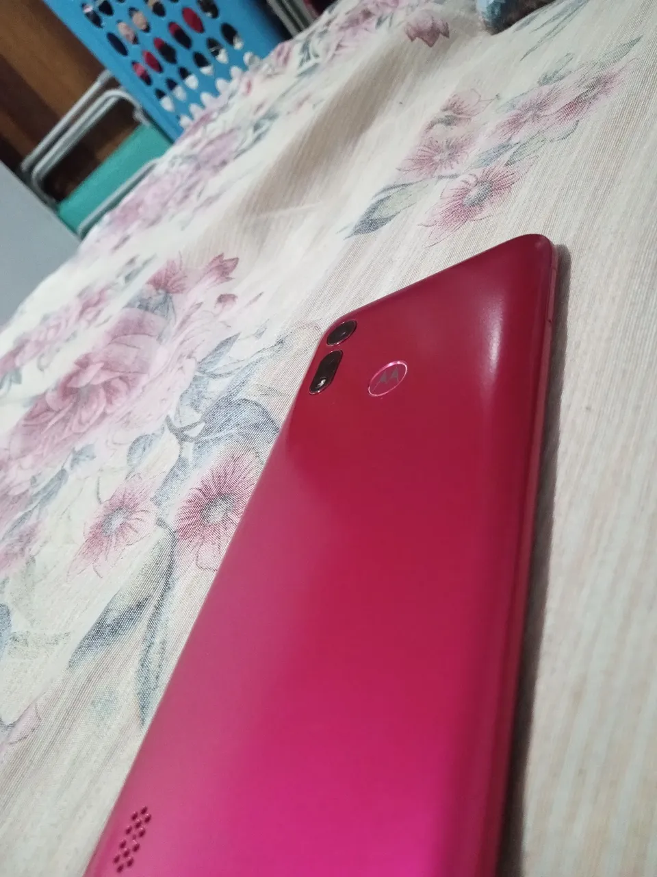 Celular usado motorola e6s