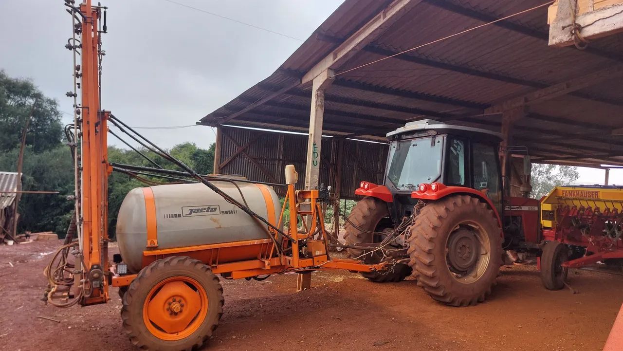 Pulverizador columbia cross 2000 litros ano 2008 - Foto 2