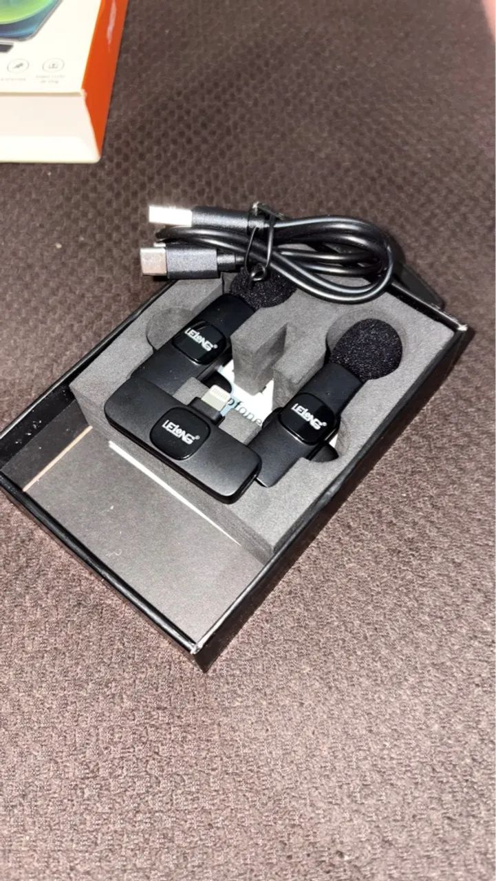 Microfone lapela Entrada Lightning64396937482369123
